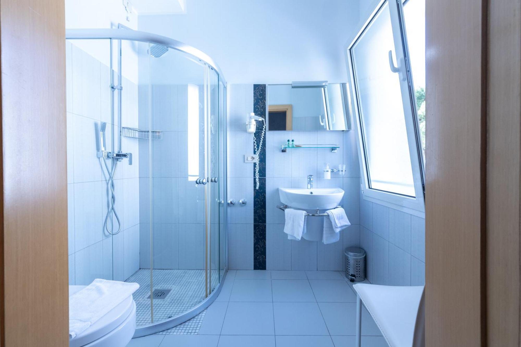 Blumarin Hotel Lido di Jesolo Kültér fotó