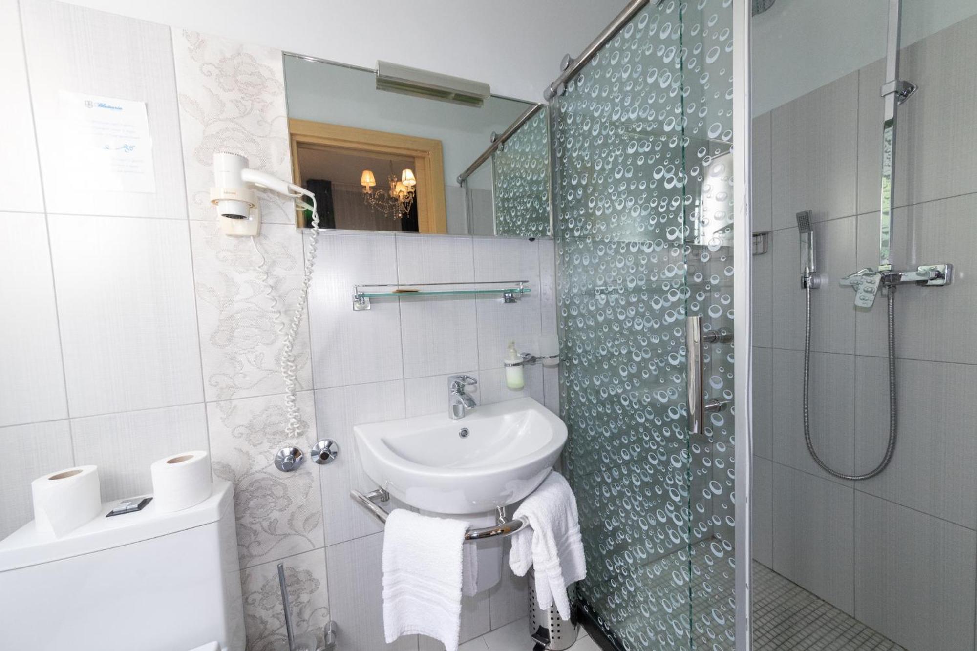 Blumarin Hotel Lido di Jesolo Kültér fotó